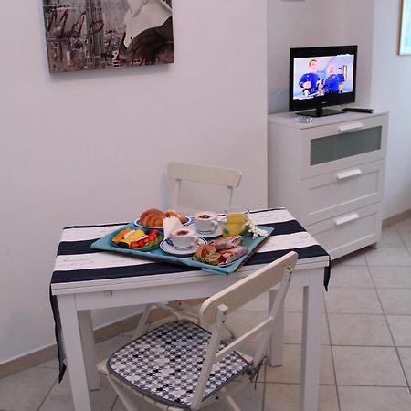 B&B Darsena Pozzuoli Eksteriør bilde